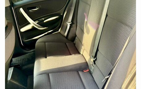 BMW 1 серия, 2009 год, 700 000 рублей, 6 фотография