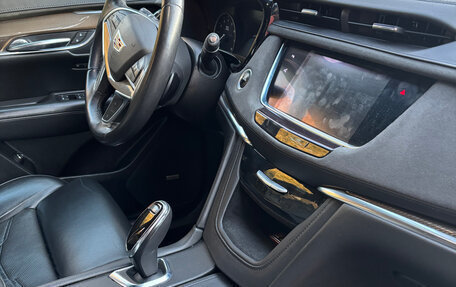 Cadillac XT5 I рестайлинг, 2017 год, 2 900 000 рублей, 10 фотография