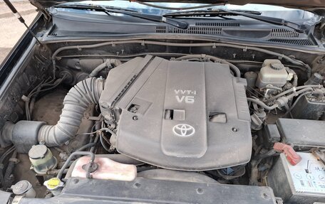 Toyota Land Cruiser Prado 120 рестайлинг, 2008 год, 2 000 000 рублей, 7 фотография