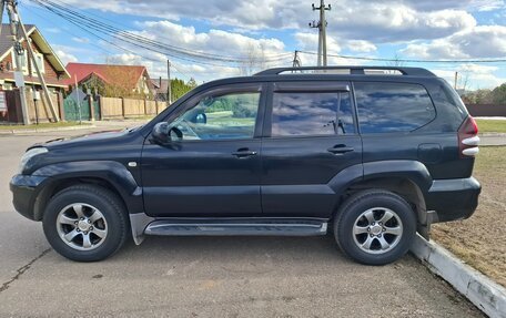 Toyota Land Cruiser Prado 120 рестайлинг, 2008 год, 2 000 000 рублей, 2 фотография