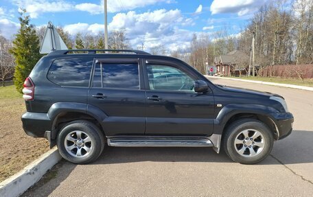 Toyota Land Cruiser Prado 120 рестайлинг, 2008 год, 2 000 000 рублей, 4 фотография