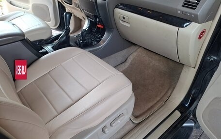 Toyota Land Cruiser Prado 120 рестайлинг, 2008 год, 2 000 000 рублей, 12 фотография