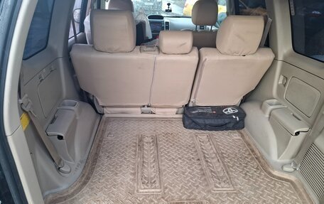 Toyota Land Cruiser Prado 120 рестайлинг, 2008 год, 2 000 000 рублей, 15 фотография