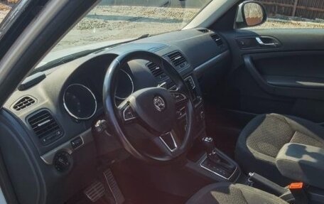 Skoda Yeti I рестайлинг, 2016 год, 1 290 000 рублей, 10 фотография