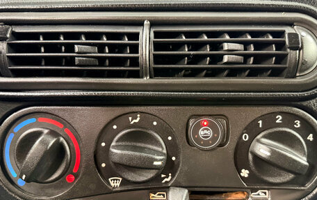 Chevrolet Niva I рестайлинг, 2018 год, 760 000 рублей, 12 фотография