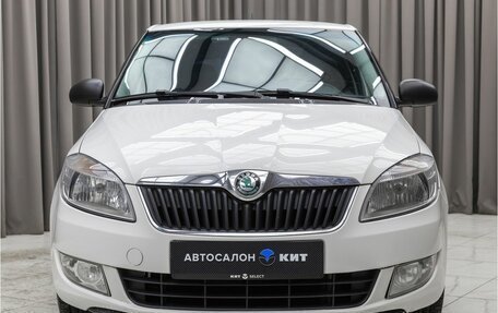 Skoda Fabia II, 2013 год, 550 000 рублей, 2 фотография