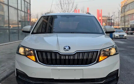 Skoda Kamiq I, 2022 год, 1 830 025 рублей, 2 фотография