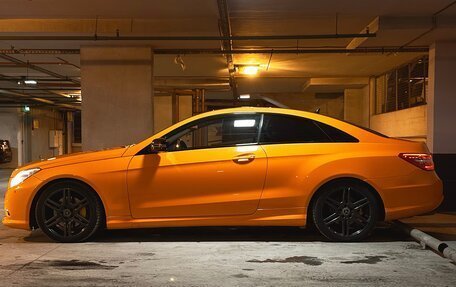 Mercedes-Benz E-Класс, 2013 год, 2 070 000 рублей, 2 фотография