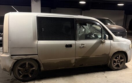 Honda Mobilio Spike I рестайлинг, 2003 год, 220 000 рублей, 3 фотография