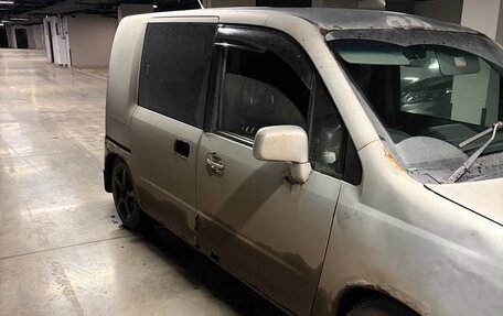 Honda Mobilio Spike I рестайлинг, 2003 год, 220 000 рублей, 2 фотография