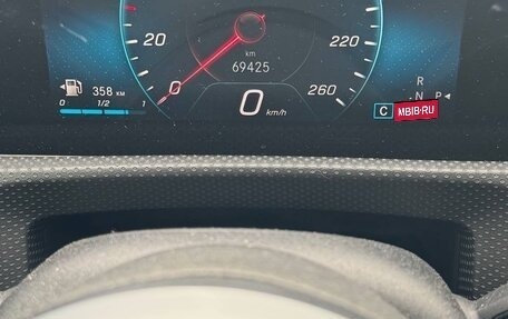 Mercedes-Benz A-Класс, 2019 год, 2 450 000 рублей, 4 фотография