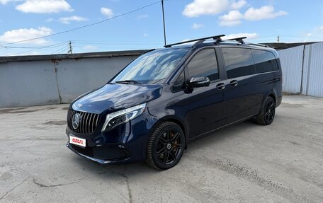 Mercedes-Benz V-Класс, 2021 год, 8 990 000 рублей, 2 фотография