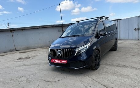 Mercedes-Benz V-Класс, 2021 год, 8 990 000 рублей, 4 фотография