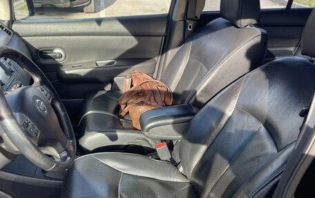 Nissan Tiida, 2011 год, 690 000 рублей, 10 фотография