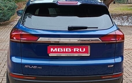 Geely Atlas, 2022 год, 2 150 000 рублей, 4 фотография