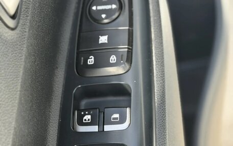 KIA Rio IV, 2020 год, 1 650 000 рублей, 8 фотография