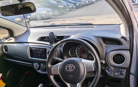 Toyota Vitz, 2014 год, 729 000 рублей, 5 фотография