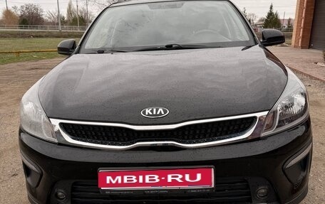 KIA Rio IV, 2019 год, 1 450 000 рублей, 1 фотография