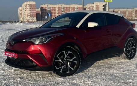 Toyota C-HR I рестайлинг, 2017 год, 2 050 000 рублей, 1 фотография