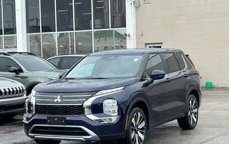 Mitsubishi Outlander, 2025 год, 4 800 000 рублей, 3 фотография