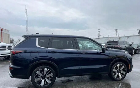 Mitsubishi Outlander, 2025 год, 4 800 000 рублей, 5 фотография