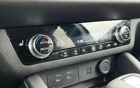 Mitsubishi Outlander, 2025 год, 4 800 000 рублей, 23 фотография