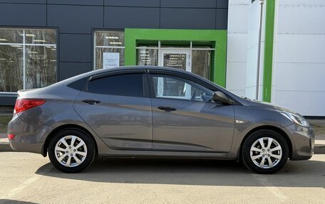 Hyundai Solaris II рестайлинг, 2012 год, 710 000 рублей, 4 фотография