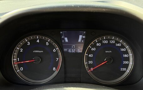 Hyundai Solaris II рестайлинг, 2012 год, 710 000 рублей, 12 фотография