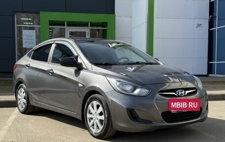 Hyundai Solaris II рестайлинг, 2012 год, 710 000 рублей, 3 фотография