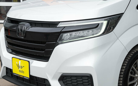 Honda Stepwgn IV, 2017 год, 2 059 000 рублей, 3 фотография