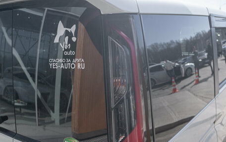 Honda Stepwgn IV, 2018 год, 2 324 000 рублей, 8 фотография