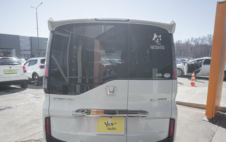 Honda Stepwgn IV, 2018 год, 2 324 000 рублей, 5 фотография