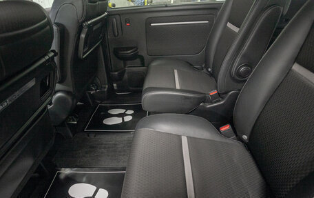 Honda Stepwgn IV, 2018 год, 2 324 000 рублей, 12 фотография