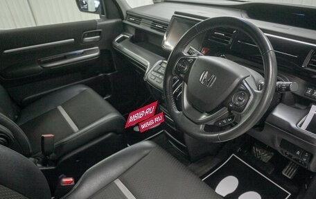 Honda Stepwgn IV, 2018 год, 2 324 000 рублей, 14 фотография