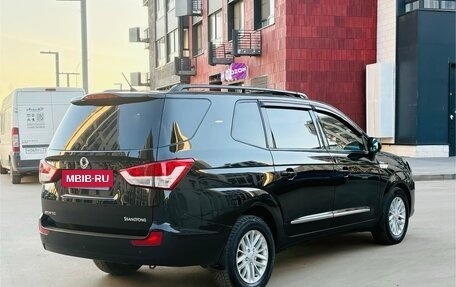 SsangYong Stavic, 2013 год, 1 445 000 рублей, 5 фотография