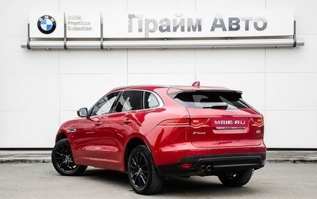 Jaguar F-Pace, 2017 год, 2 600 000 рублей, 17 фотография