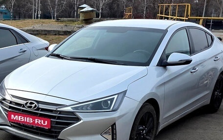 Hyundai Elantra VI рестайлинг, 2019 год, 1 450 000 рублей, 2 фотография