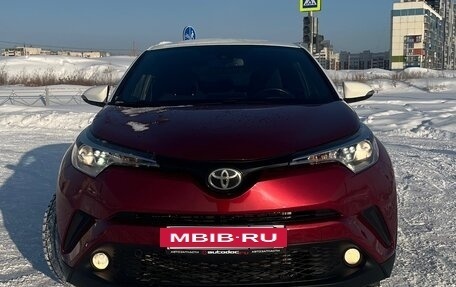 Toyota C-HR I рестайлинг, 2017 год, 2 050 000 рублей, 2 фотография