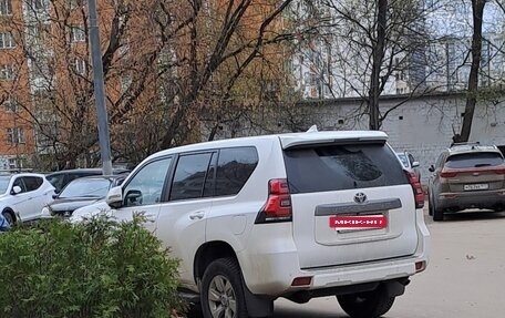 Toyota Land Cruiser Prado 150 рестайлинг 2, 2021 год, 5 300 000 рублей, 2 фотография