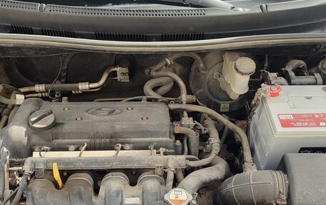 Hyundai Solaris II рестайлинг, 2013 год, 700 000 рублей, 10 фотография