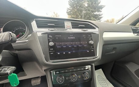 Volkswagen Tiguan II, 2020 год, 2 170 000 рублей, 12 фотография