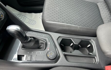 Volkswagen Tiguan II, 2020 год, 2 170 000 рублей, 13 фотография