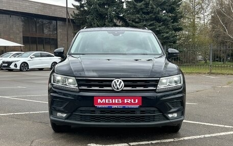 Volkswagen Tiguan II, 2020 год, 2 170 000 рублей, 2 фотография