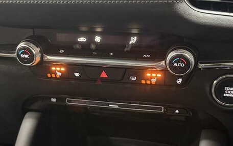 Mazda 3, 2022 год, 1 290 000 рублей, 18 фотография