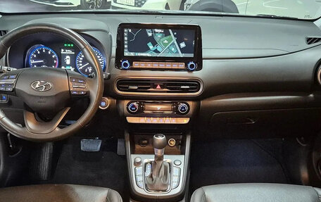 Hyundai Kona I, 2022 год, 1 699 810 рублей, 7 фотография