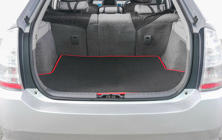 Toyota Prius, 2010 год, 649 000 рублей, 8 фотография