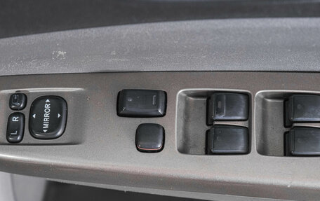 Toyota Prius, 2010 год, 649 000 рублей, 20 фотография