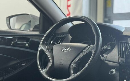 Hyundai Sonata VI, 2011 год, 1 099 000 рублей, 10 фотография