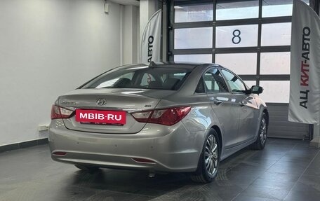 Hyundai Sonata VI, 2011 год, 1 099 000 рублей, 4 фотография