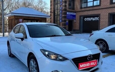 Mazda Axela, 2015 год, 1 150 000 рублей, 1 фотография